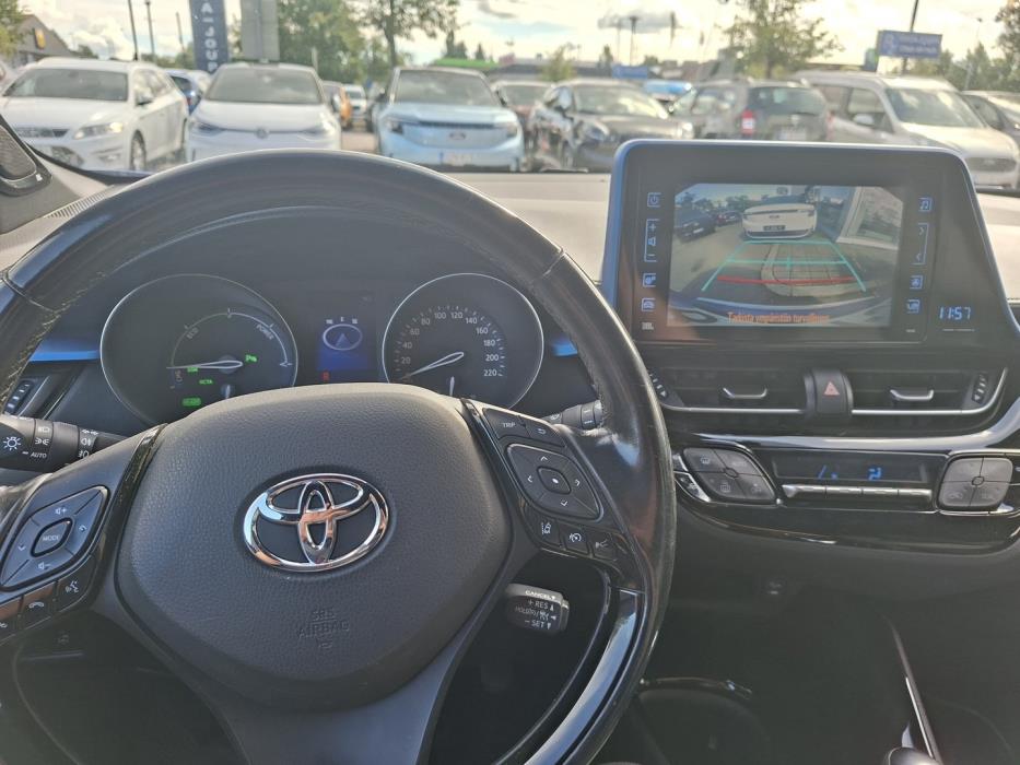 TOYOTA C-HR 2018