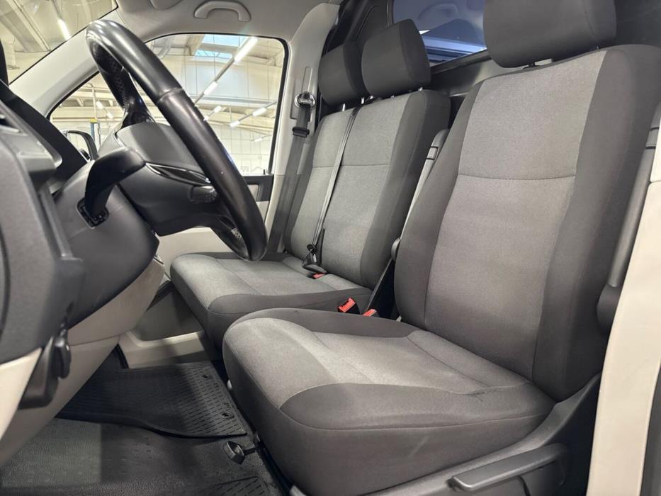 VOLKSWAGEN Transporter 2019