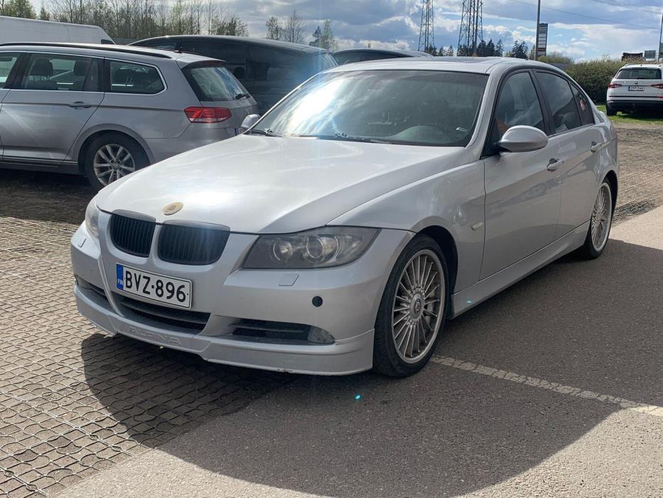 BMW 325 2005