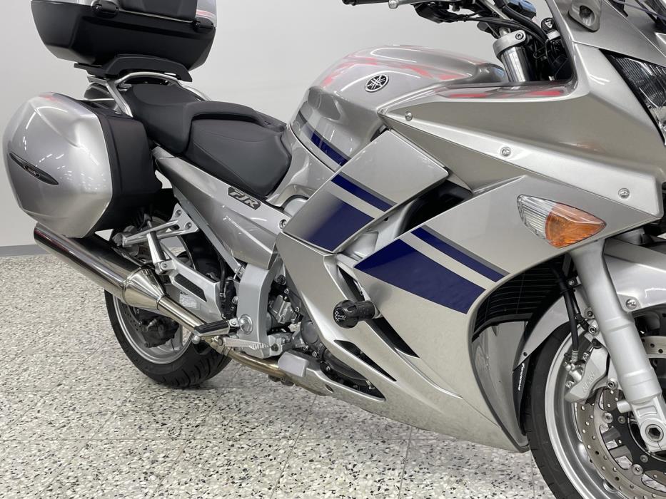 YAMAHA FJR 2009