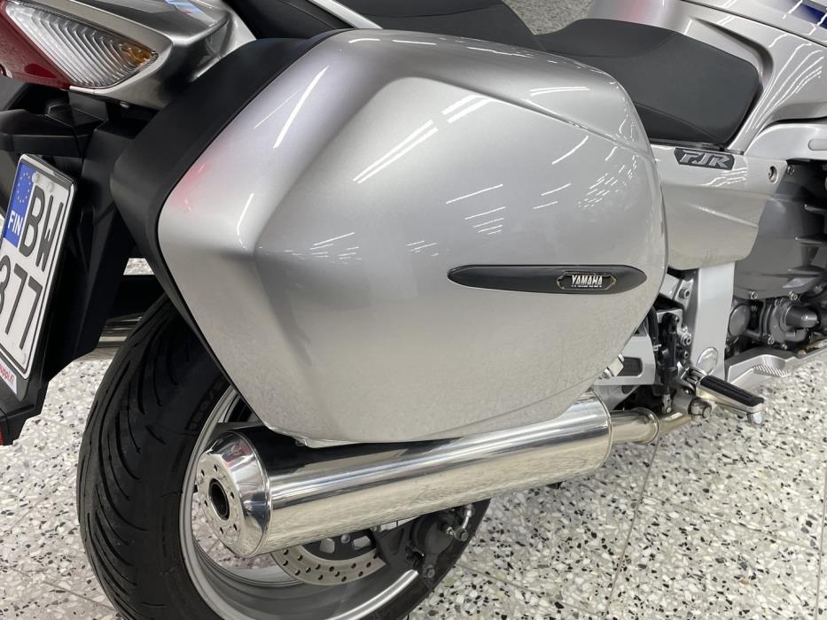 YAMAHA FJR 2009