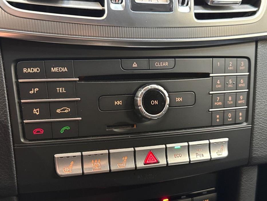 MERCEDES-BENZ E 2015