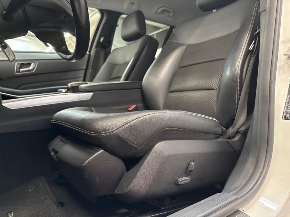 MERCEDES-BENZ E 2015