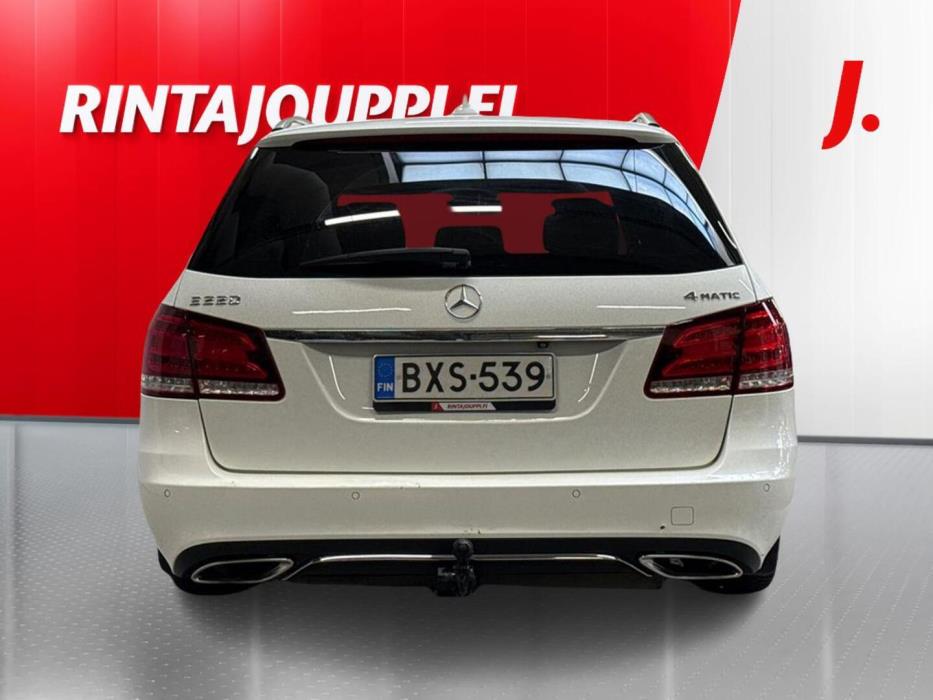 MERCEDES-BENZ E 2015