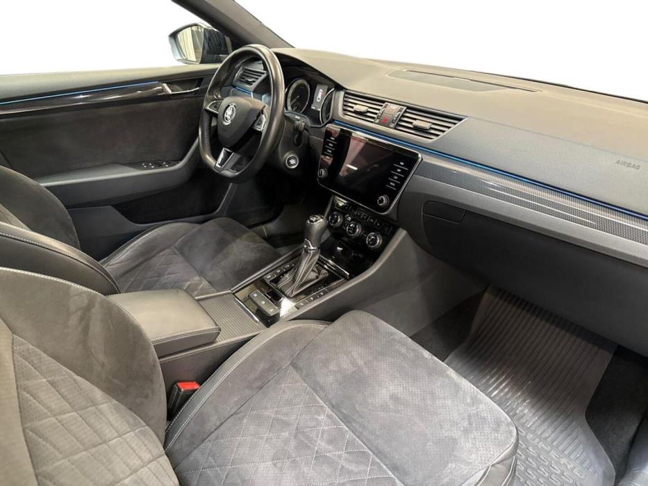 SKODA Superb 2019
