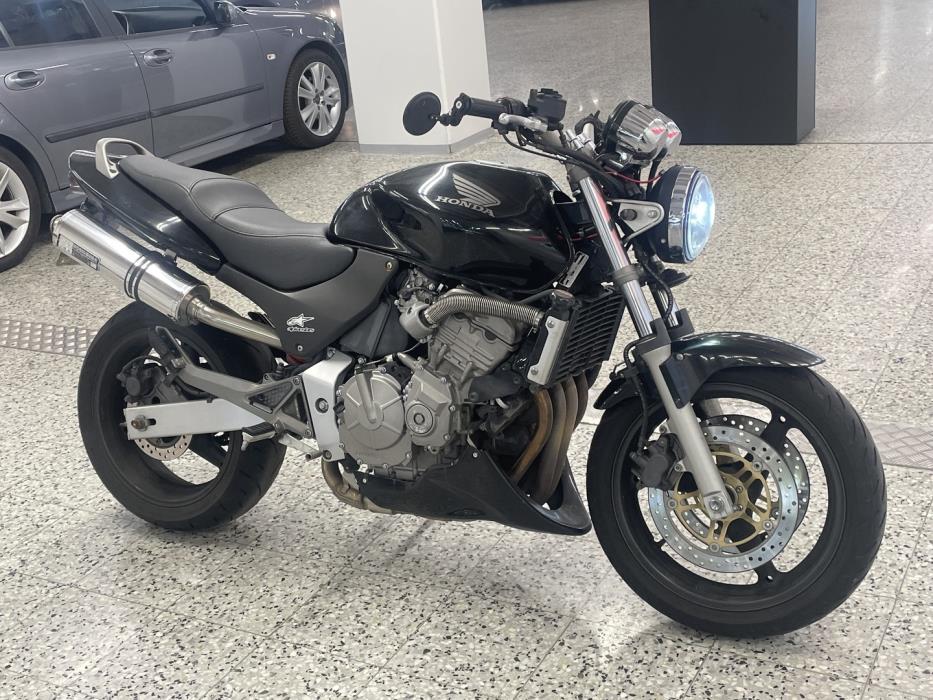 HONDA CB 2002