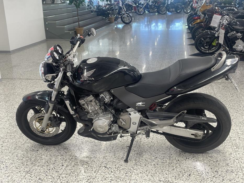 HONDA CB 2002