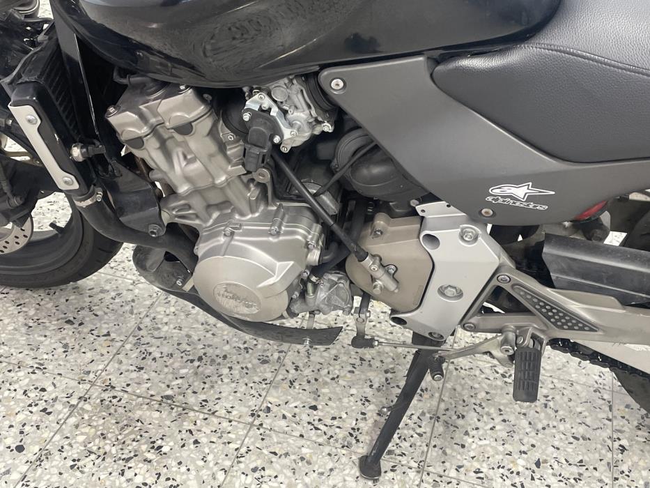 HONDA CB 2002