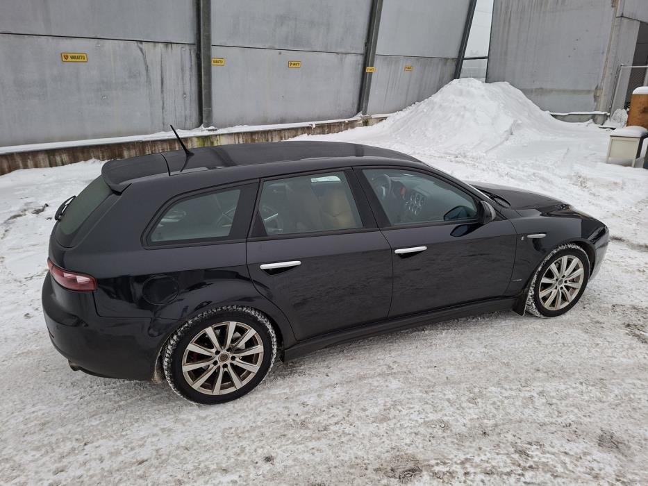 ALFA ROMEO 159 2010