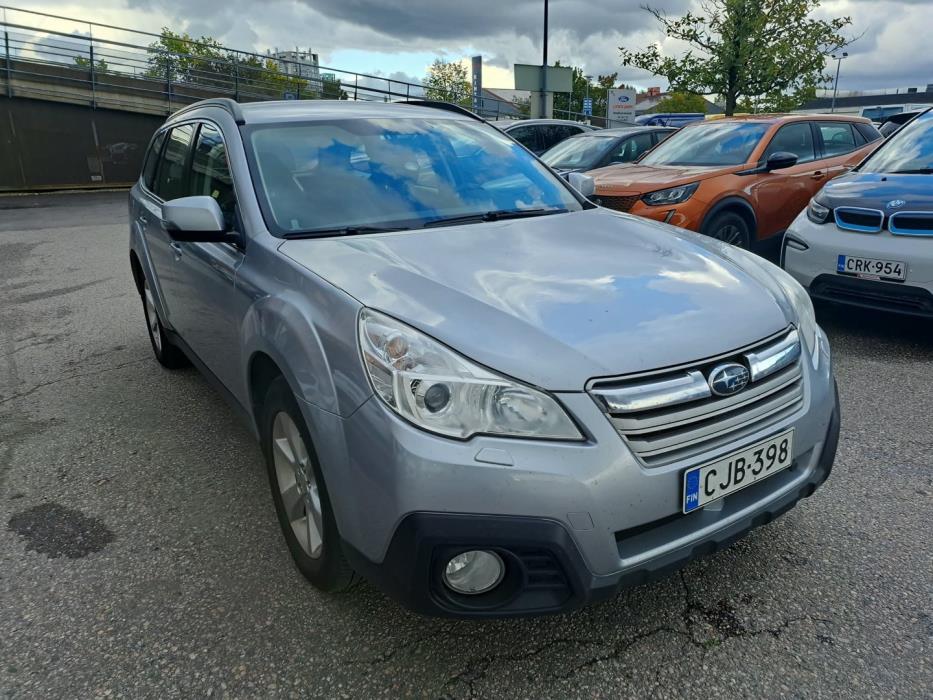SUBARU Outback 2014