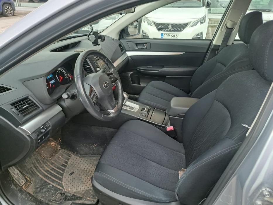 SUBARU Outback 2014