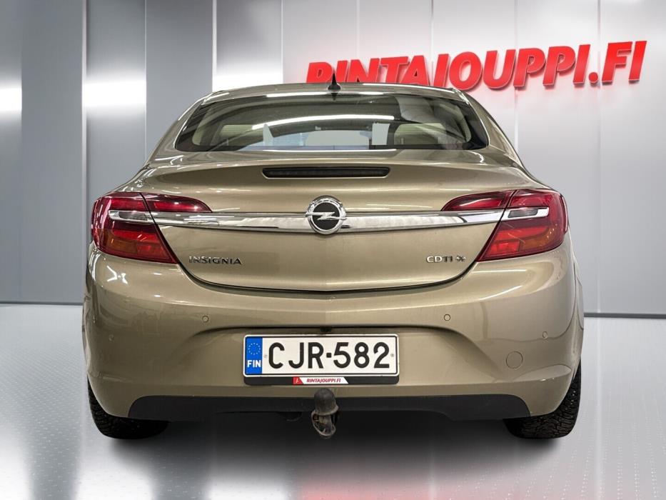 OPEL Insignia 2015
