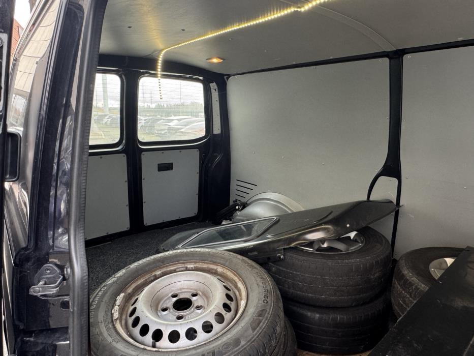 VOLKSWAGEN Transporter 2015