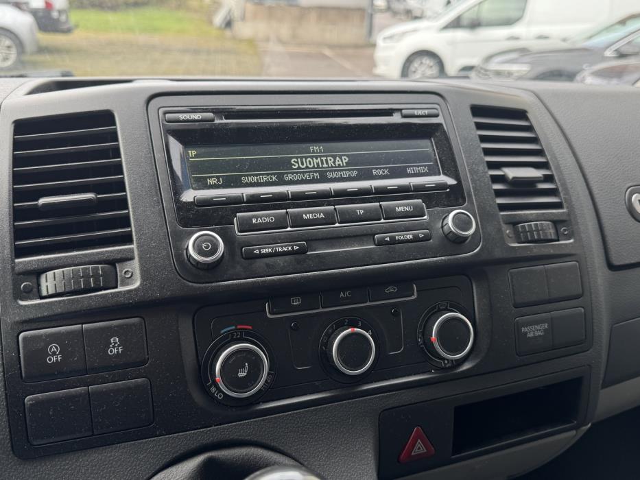 VOLKSWAGEN Transporter 2015