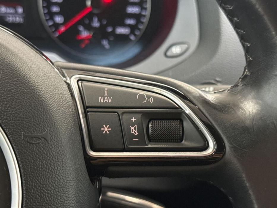 AUDI Q3 2017