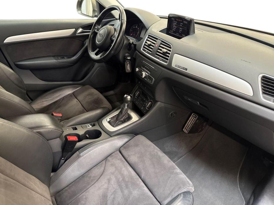 AUDI Q3 2017