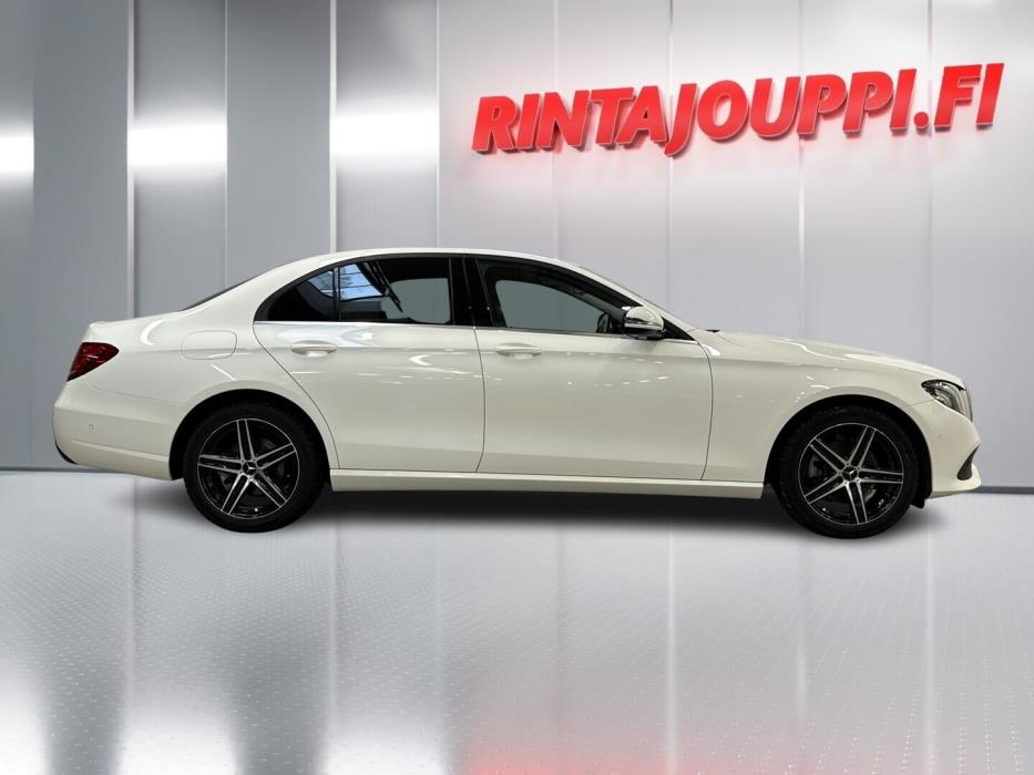 MERCEDES-BENZ E 2018