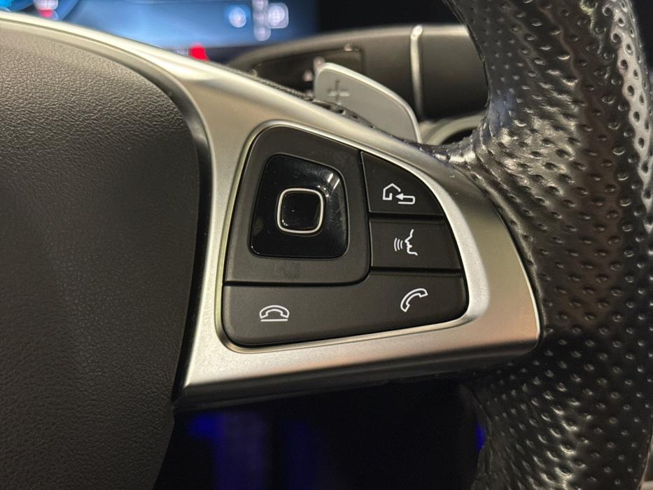 MERCEDES-BENZ E 2017