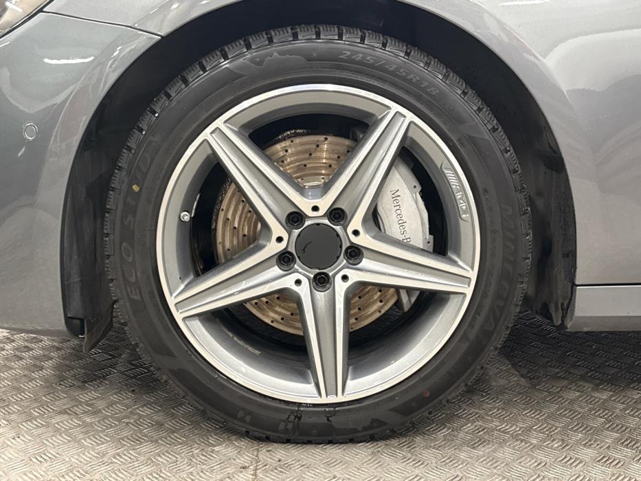 MERCEDES-BENZ E 2017