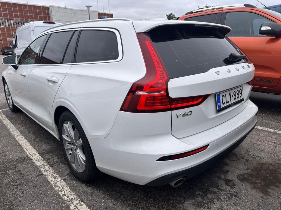 VOLVO V60 2019