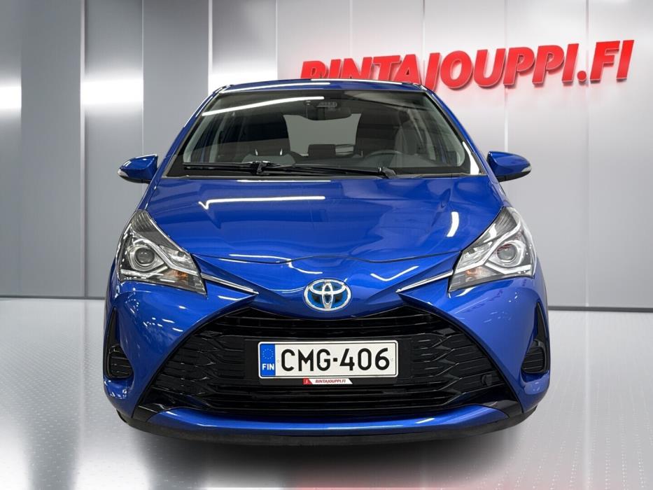 TOYOTA Yaris 2019