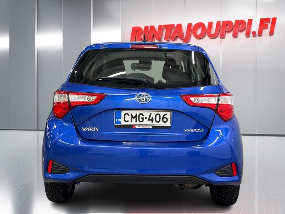 TOYOTA Yaris 2019