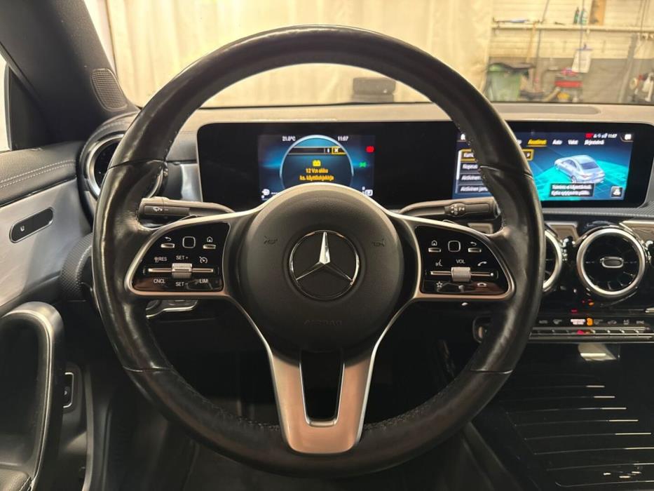 MERCEDES-BENZ CLA 2019