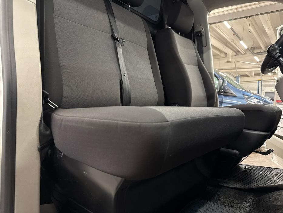 VOLKSWAGEN Transporter 2019