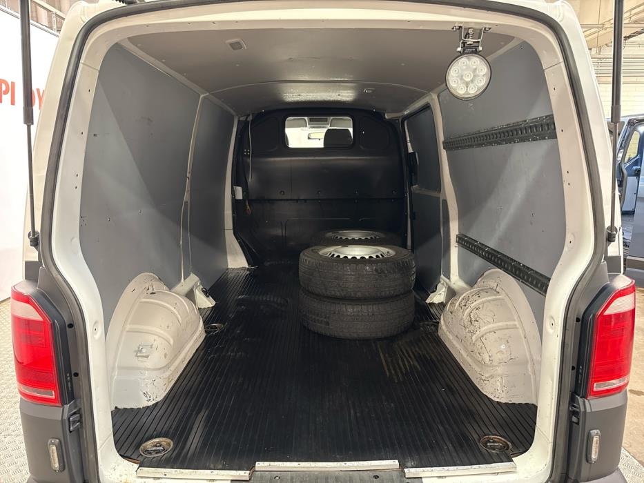 VOLKSWAGEN Transporter 2019