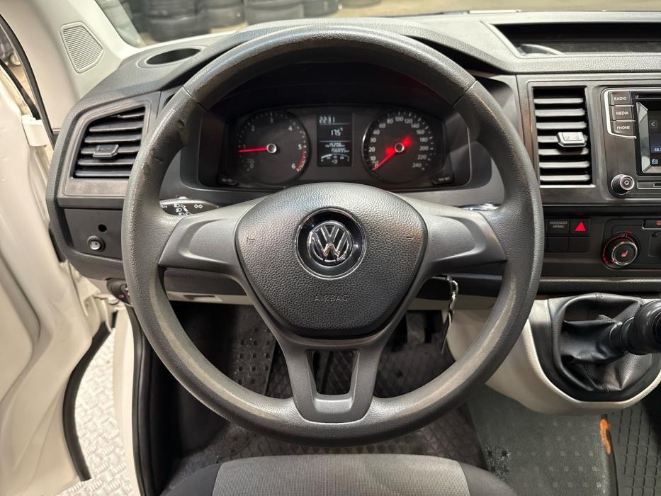 VOLKSWAGEN Transporter 2019