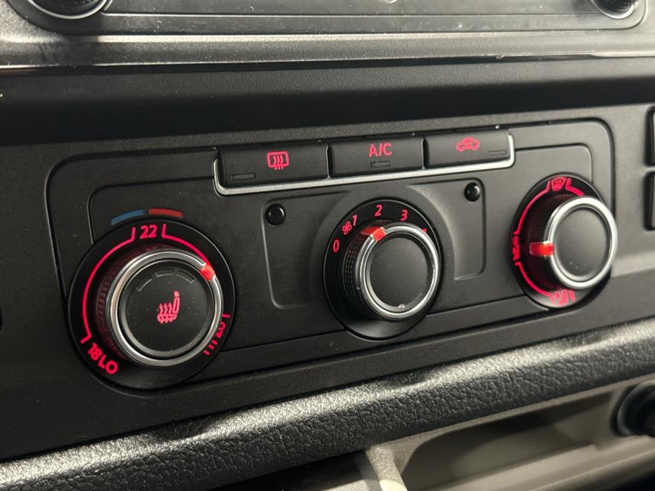 VOLKSWAGEN Transporter 2019