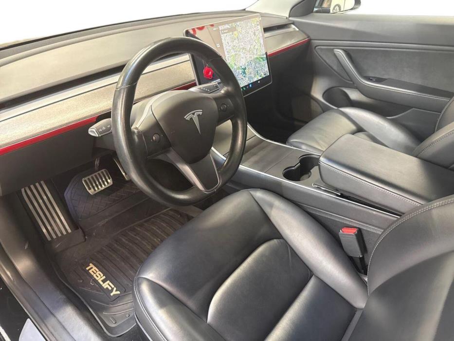 TESLA Model 3 2019