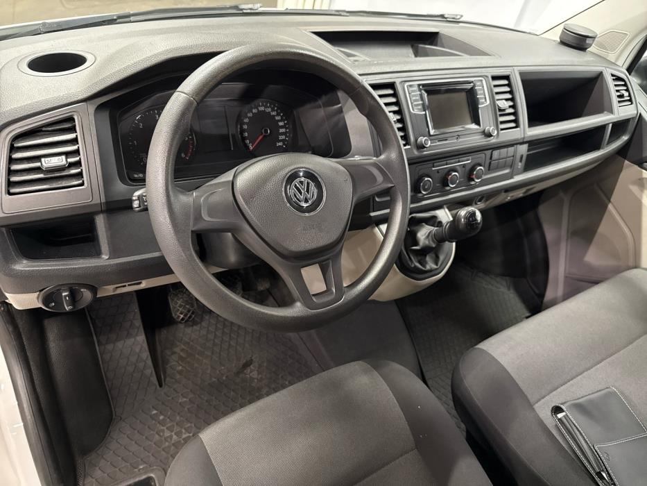 VOLKSWAGEN Transporter 2019