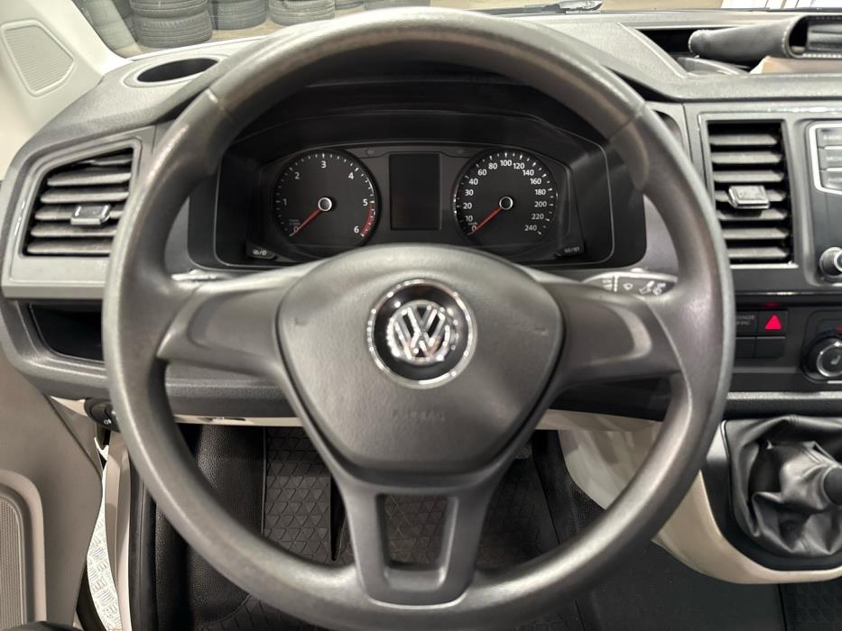 VOLKSWAGEN Transporter 2019