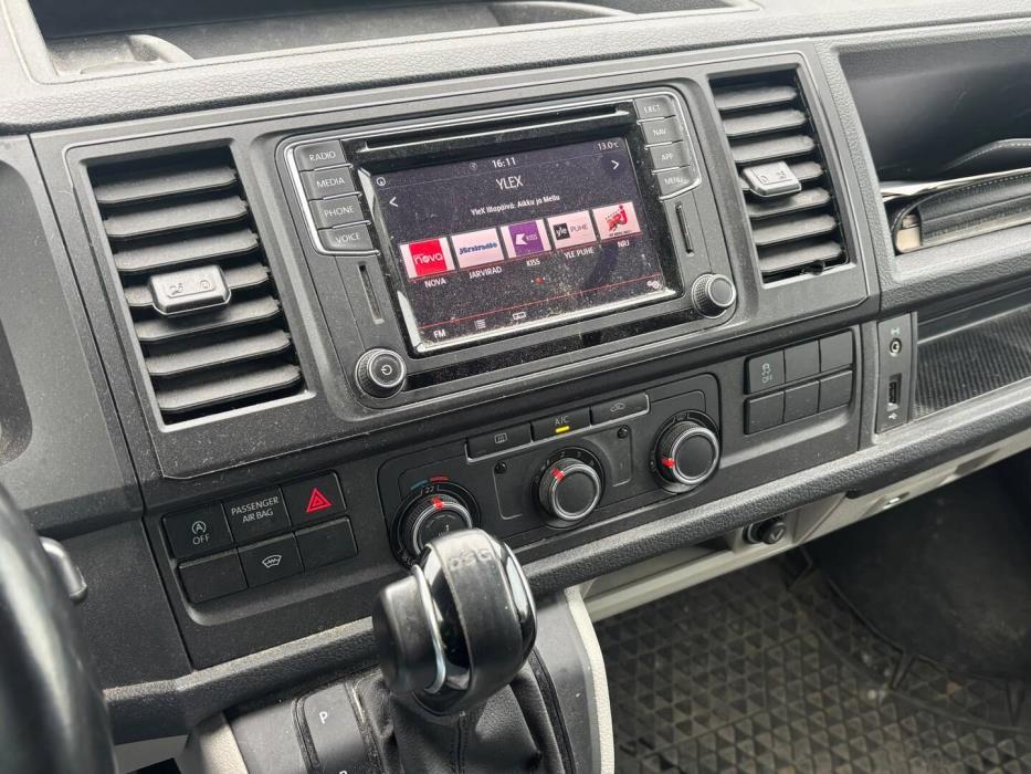 VOLKSWAGEN Transporter 2019