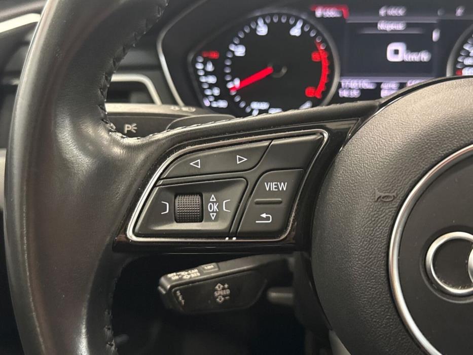 AUDI A4 2019