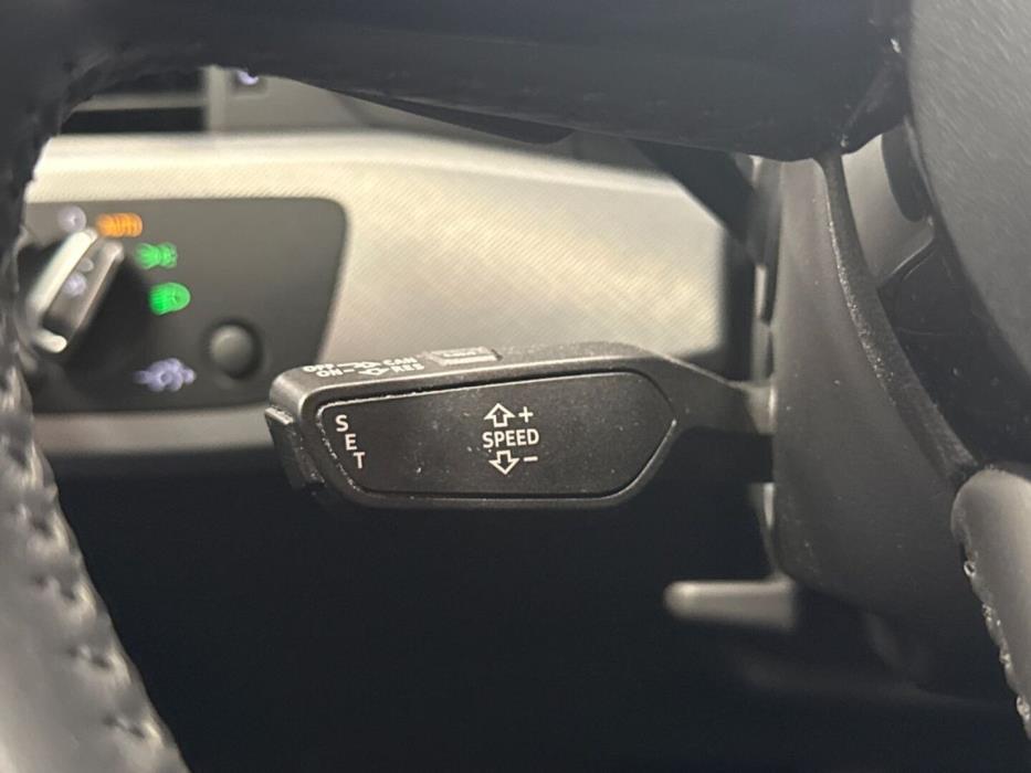 AUDI A4 2019