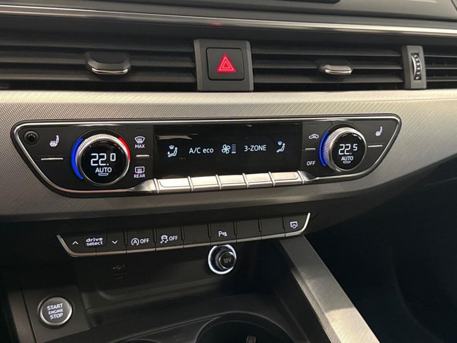 AUDI A4 2019
