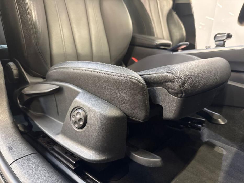 AUDI A4 2019
