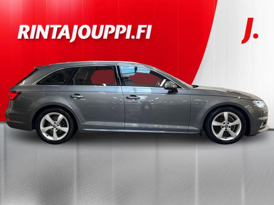 AUDI A4 2019