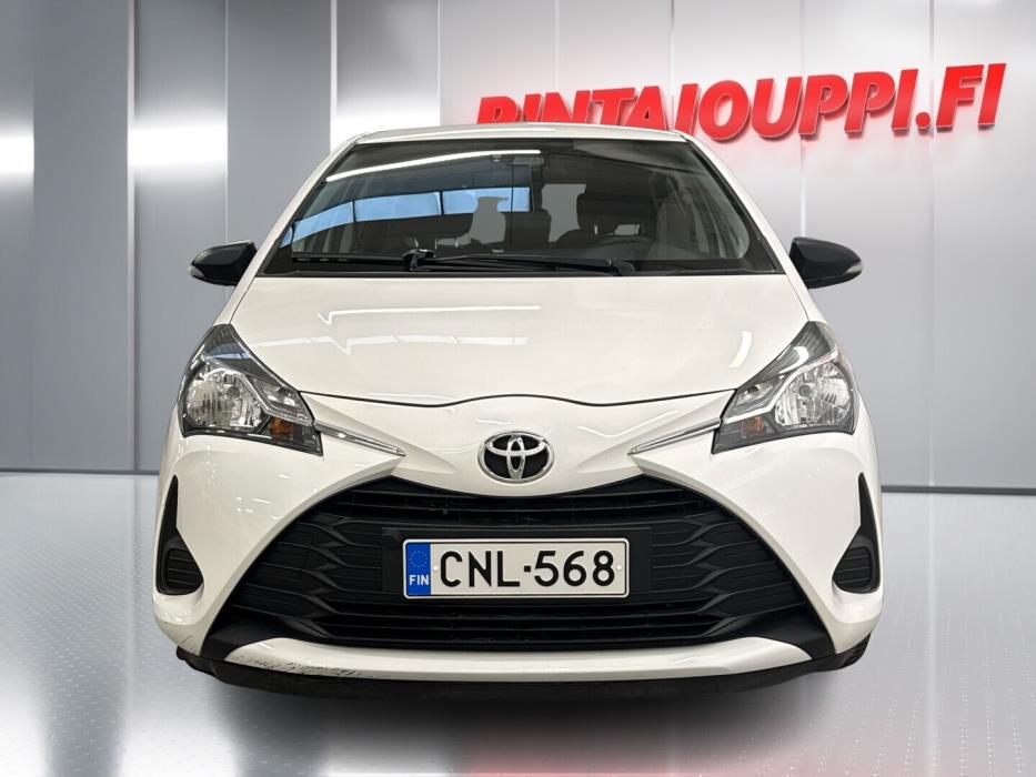 TOYOTA Yaris 2019