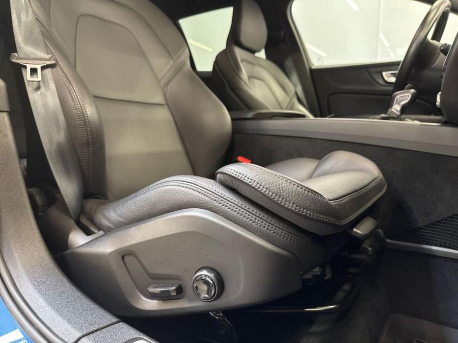 VOLVO V60 2019