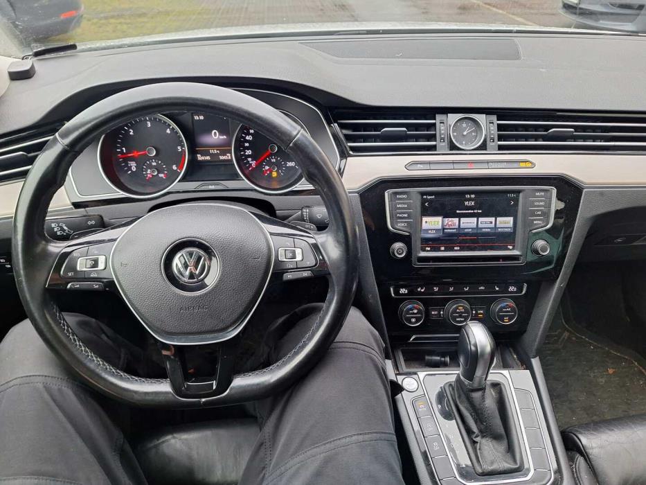 VOLKSWAGEN Passat 2015