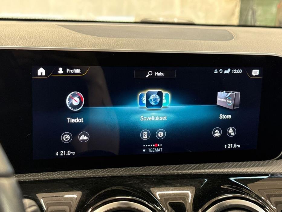 MERCEDES-BENZ CLA 2020