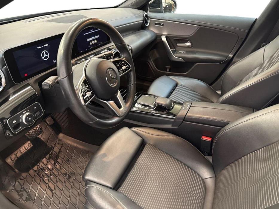 MERCEDES-BENZ CLA 2020