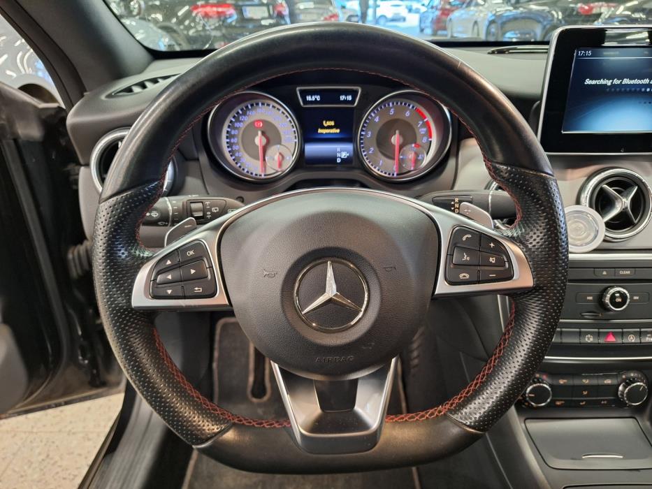 MERCEDES-BENZ CLA 2015
