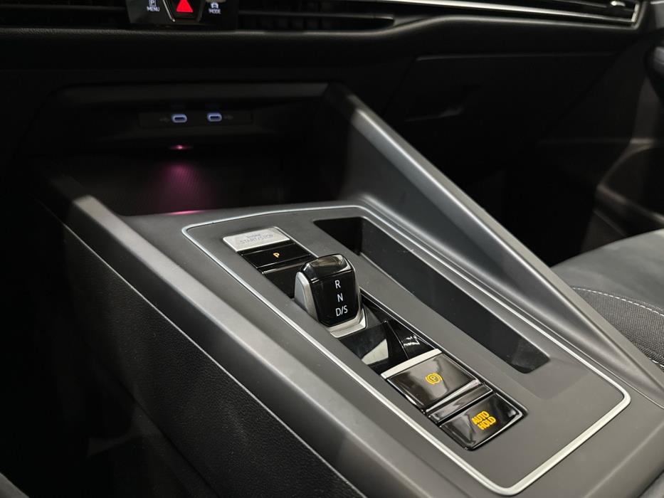 VOLKSWAGEN Golf 2020