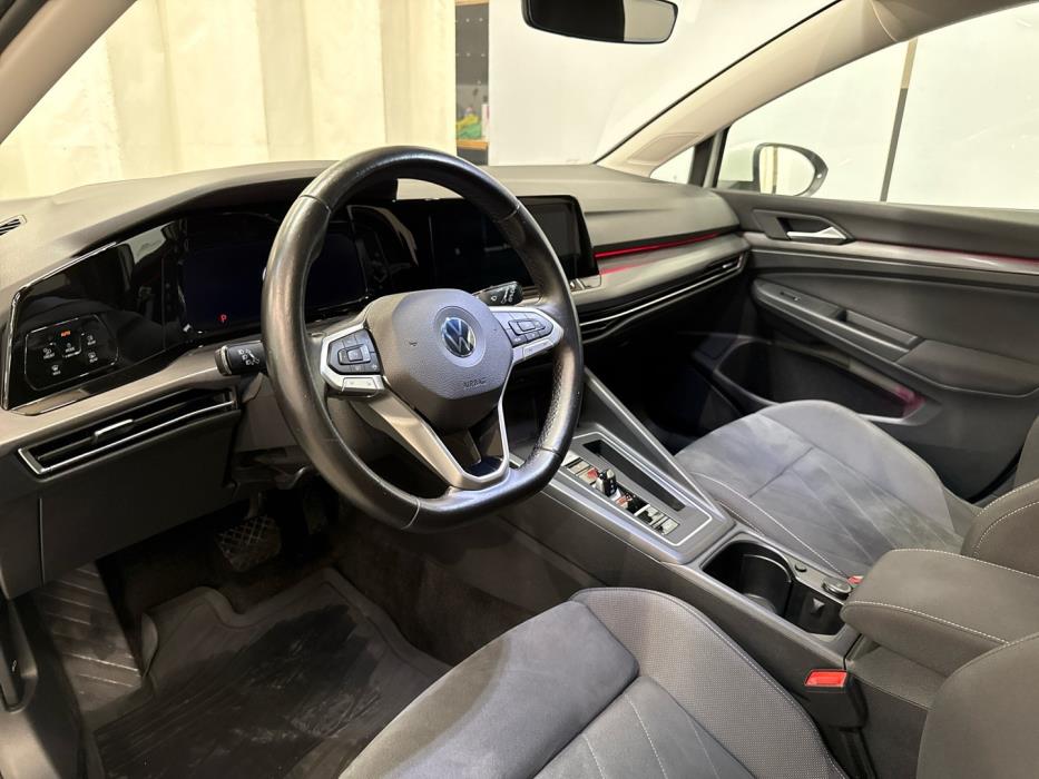 VOLKSWAGEN Golf 2020