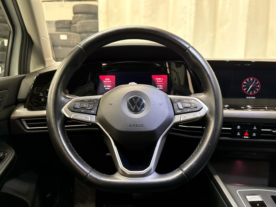 VOLKSWAGEN Golf 2020