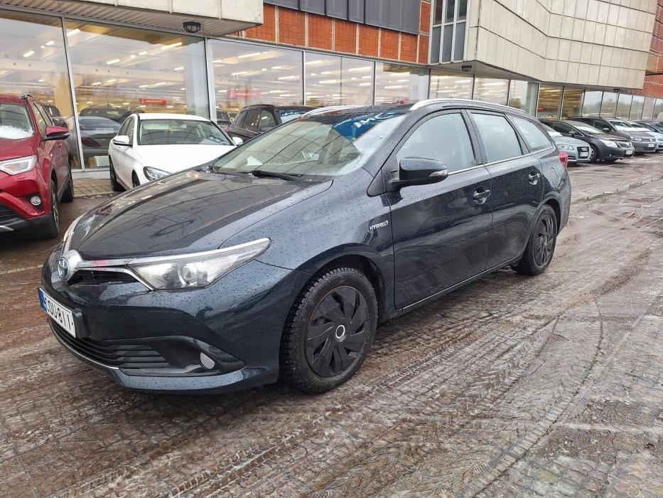 TOYOTA Auris 2017